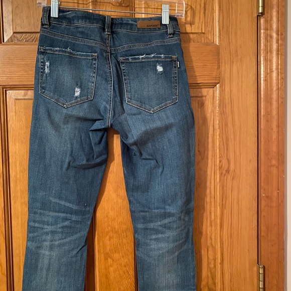 Garage Medium Wash Jeans with Rips - Picture 6 of 6